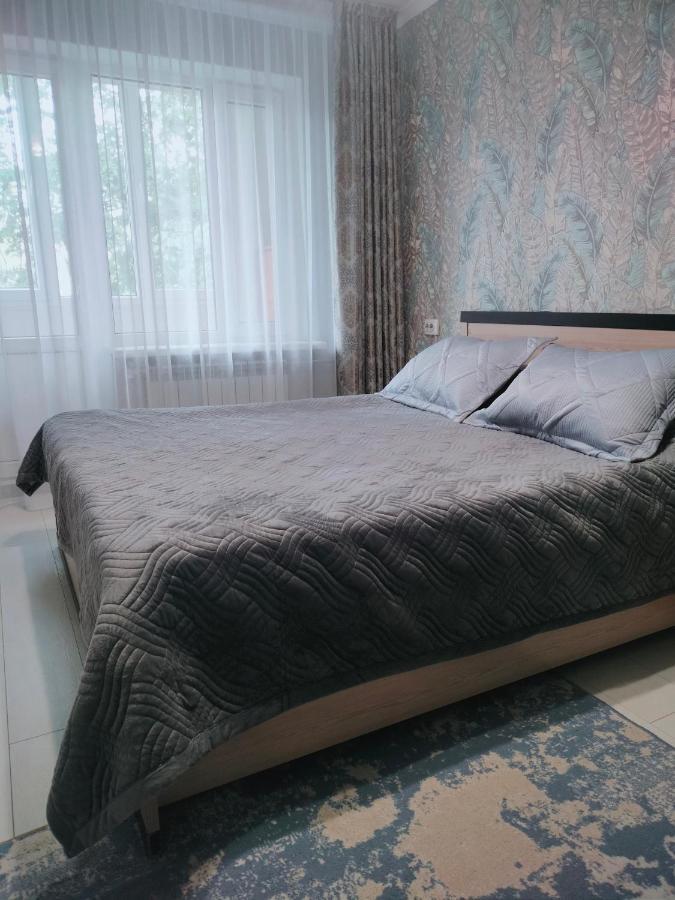 Квартира На Панфилова "Арбат" 1 Комн Almaty Bagian luar foto